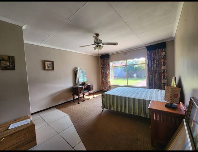 5 BEDROOM HOUSE FOR SALE IN MEYERTON CENTRAL